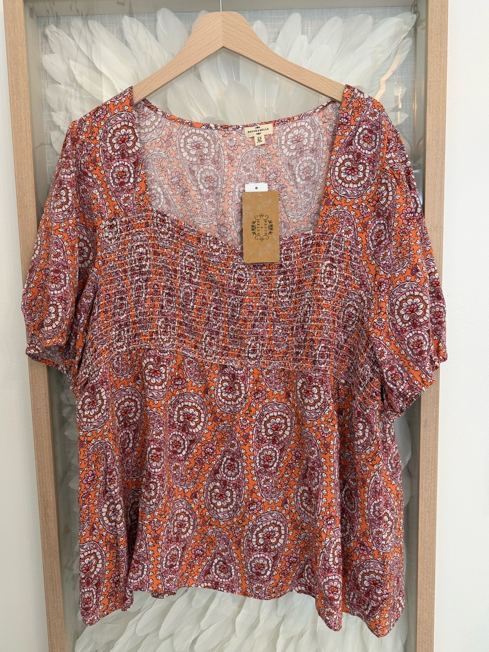 NWT- Mason & Belle
Rosa puff Sleeve 2X